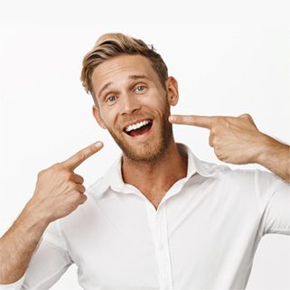 smiling-man-teeth